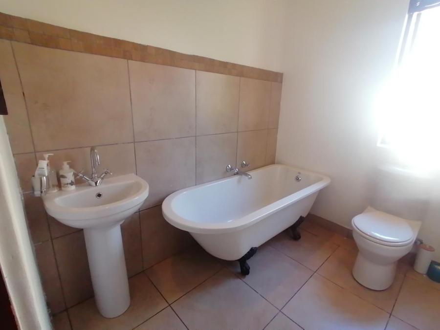 3 Bedroom Property for Sale in Homes Haven Gauteng