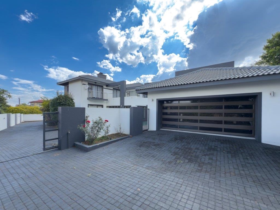 6 Bedroom Property for Sale in Midlands Estate Gauteng