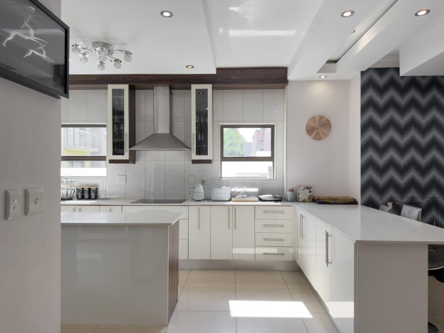 6 Bedroom Property for Sale in Midlands Estate Gauteng