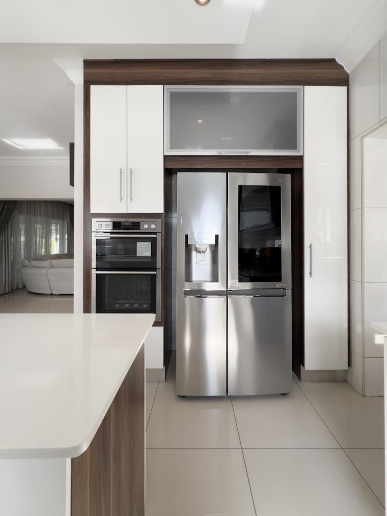 6 Bedroom Property for Sale in Midlands Estate Gauteng