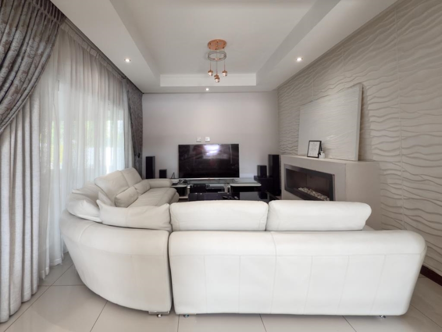 6 Bedroom Property for Sale in Midlands Estate Gauteng