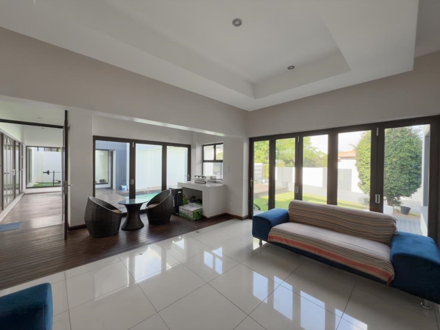 6 Bedroom Property for Sale in Midlands Estate Gauteng