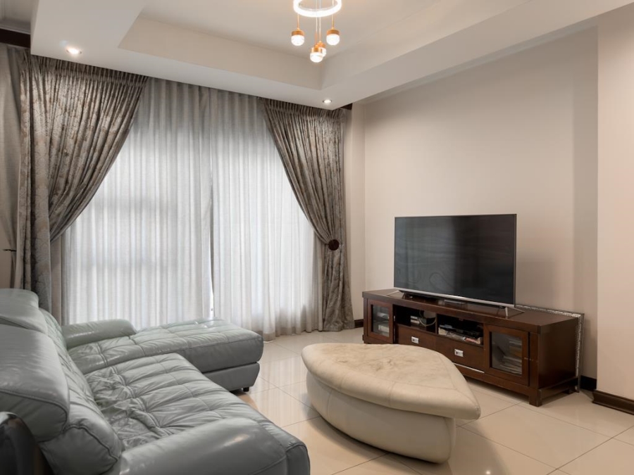 6 Bedroom Property for Sale in Midlands Estate Gauteng