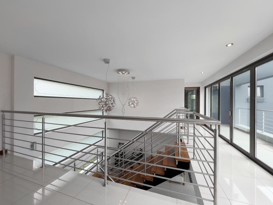 6 Bedroom Property for Sale in Midlands Estate Gauteng