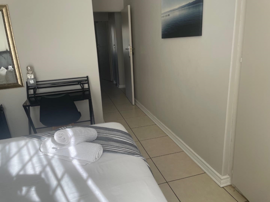 To Let 2 Bedroom Property for Rent in Sandown Gauteng