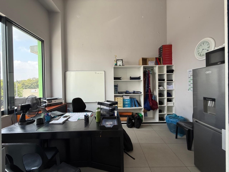 To Let commercial Property for Rent in Blairgowrie Gauteng