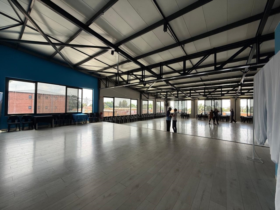 To Let commercial Property for Rent in Blairgowrie Gauteng