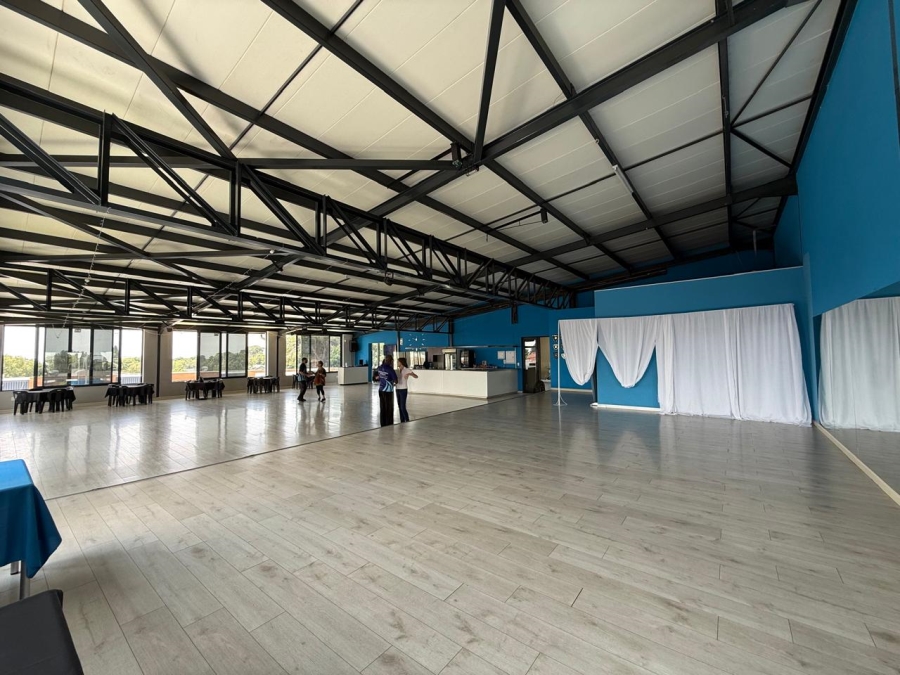 To Let commercial Property for Rent in Blairgowrie Gauteng