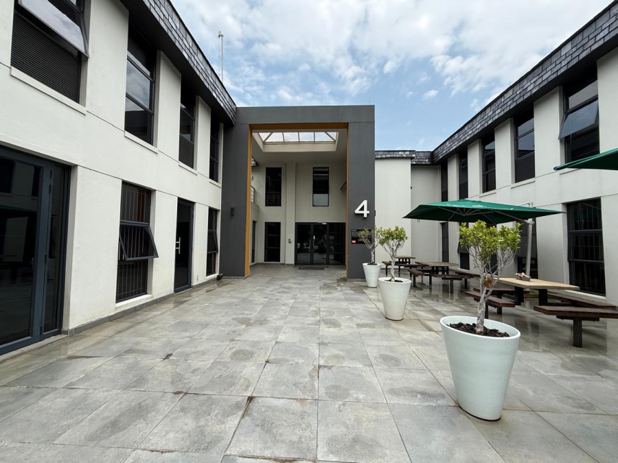 To Let commercial Property for Rent in Hyde Park Gauteng