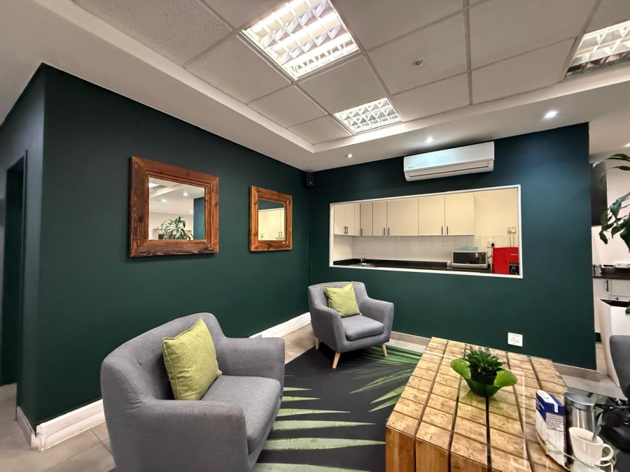 To Let commercial Property for Rent in Hyde Park Gauteng