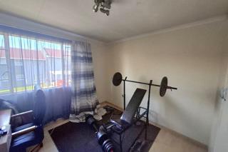 To Let 2 Bedroom Property for Rent in Verwoerdpark Gauteng