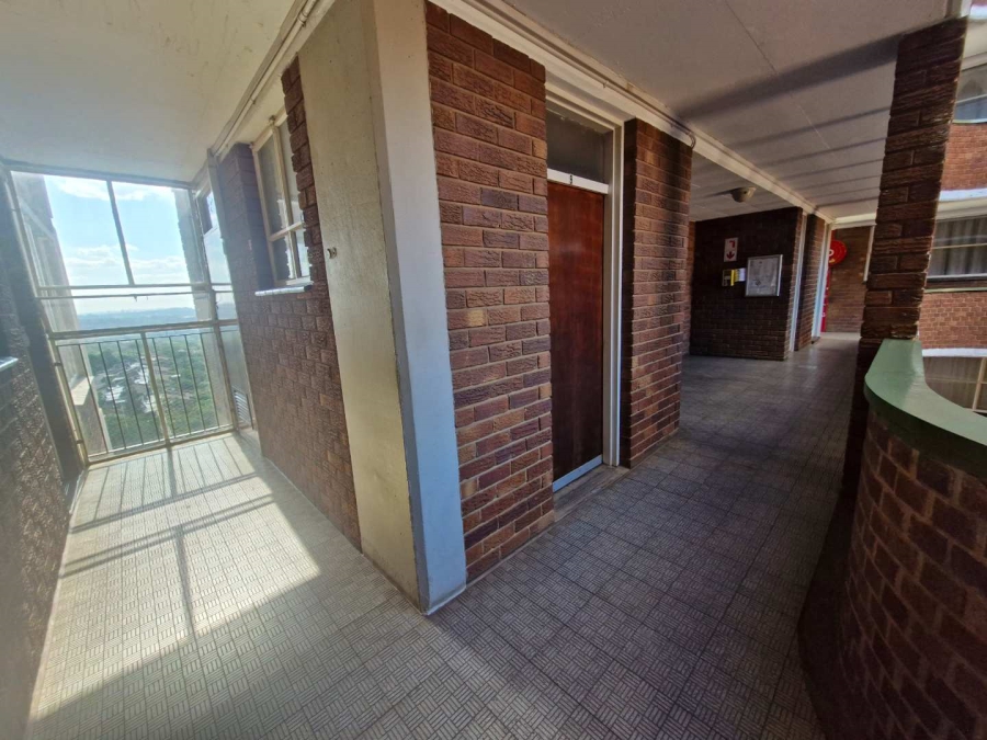 3 Bedroom Property for Sale in La Montagne Gauteng