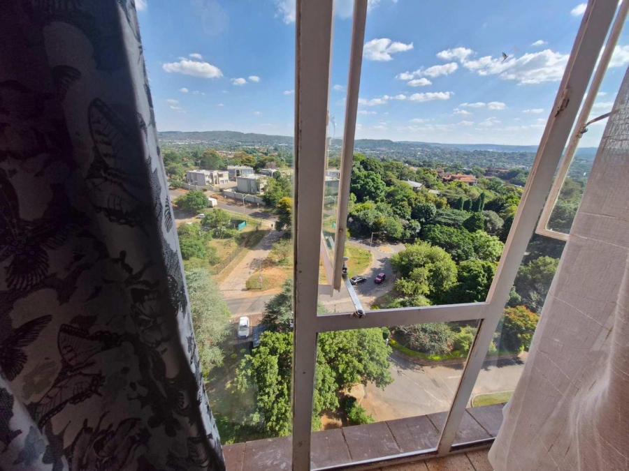 3 Bedroom Property for Sale in La Montagne Gauteng