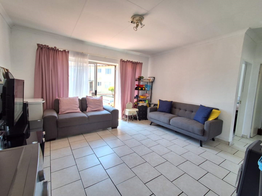 2 Bedroom Property for Sale in Roodepoort Gauteng