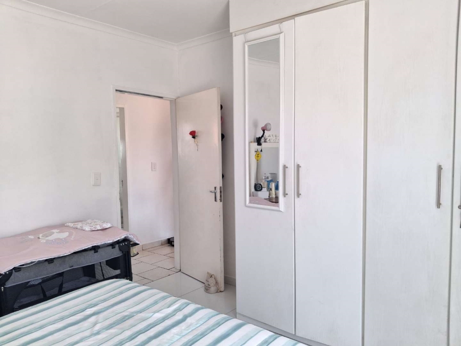 2 Bedroom Property for Sale in Roodepoort Gauteng