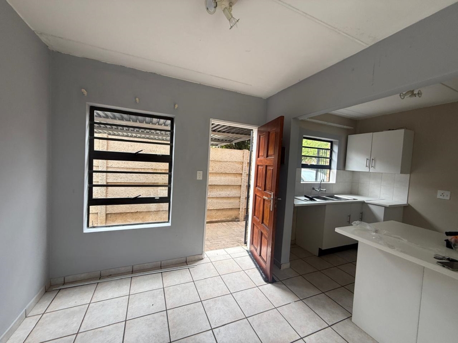 To Let 3 Bedroom Property for Rent in Wilgeheuwel Gauteng