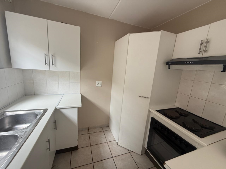 To Let 3 Bedroom Property for Rent in Wilgeheuwel Gauteng