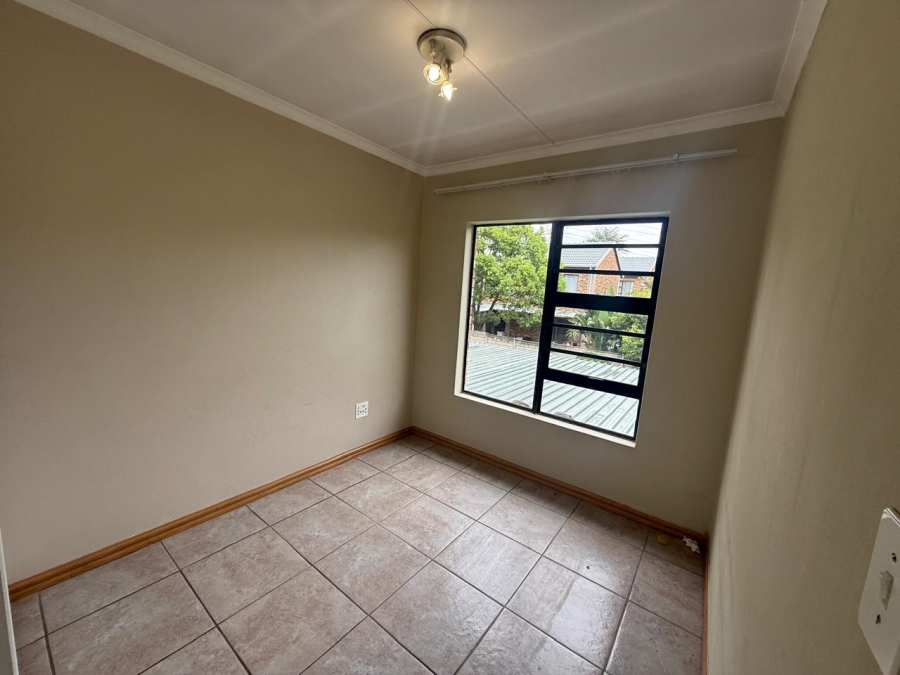 To Let 3 Bedroom Property for Rent in Wilgeheuwel Gauteng