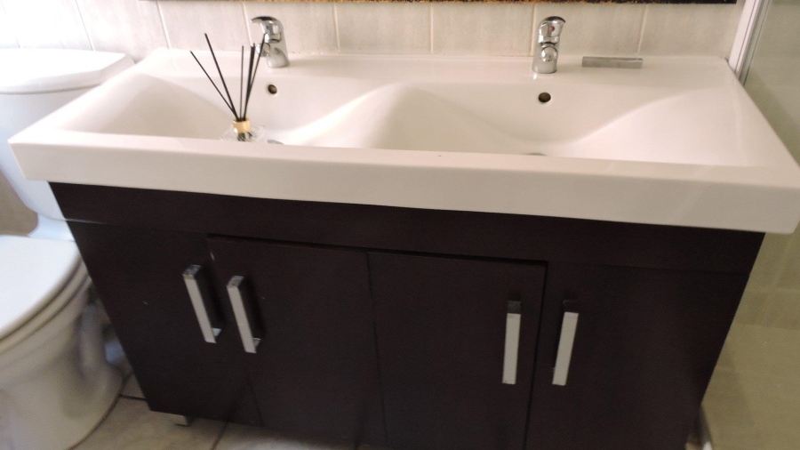 To Let 3 Bedroom Property for Rent in Erasmuskloof Gauteng