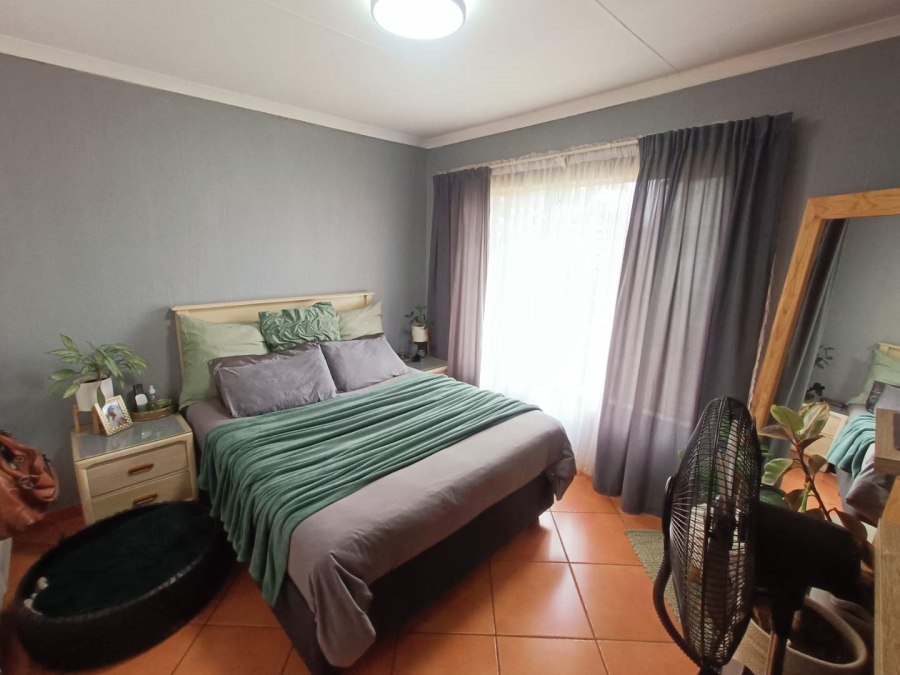 2 Bedroom Property for Sale in Amberfield Glen Gauteng