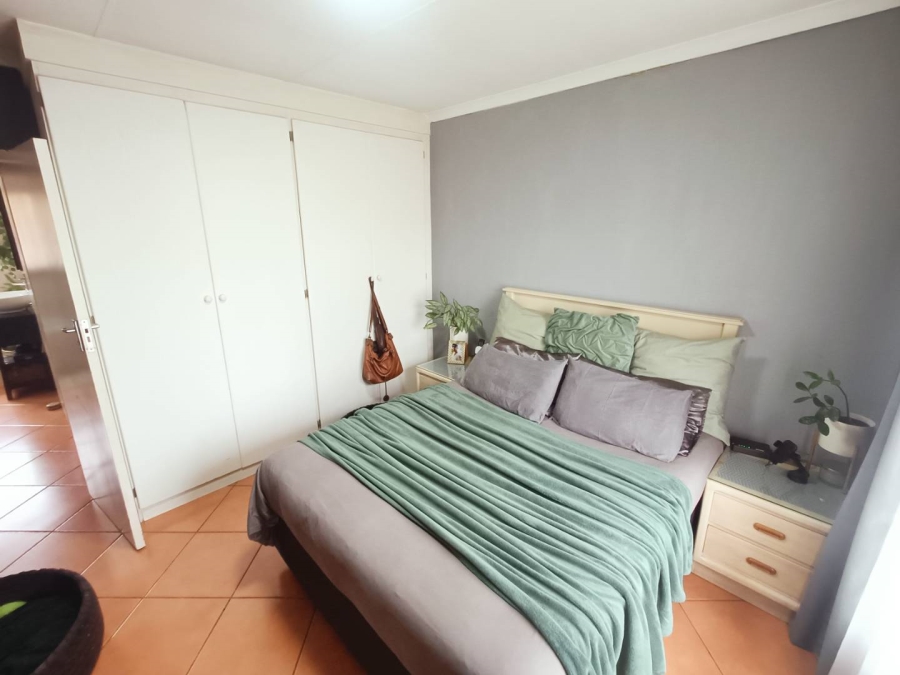 2 Bedroom Property for Sale in Amberfield Glen Gauteng