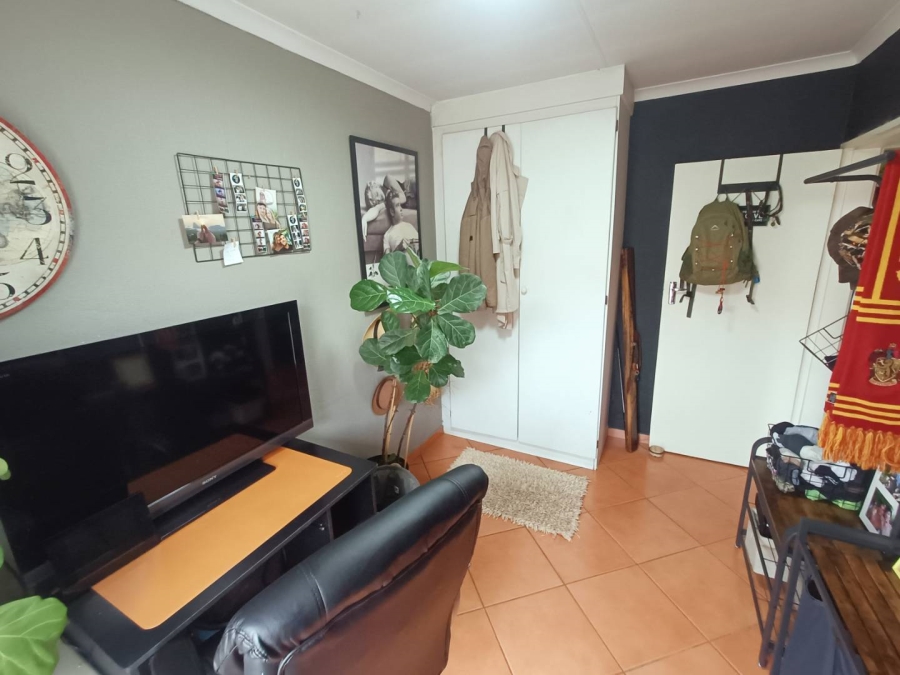 2 Bedroom Property for Sale in Amberfield Glen Gauteng