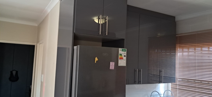 To Let 2 Bedroom Property for Rent in The Orchards Gauteng