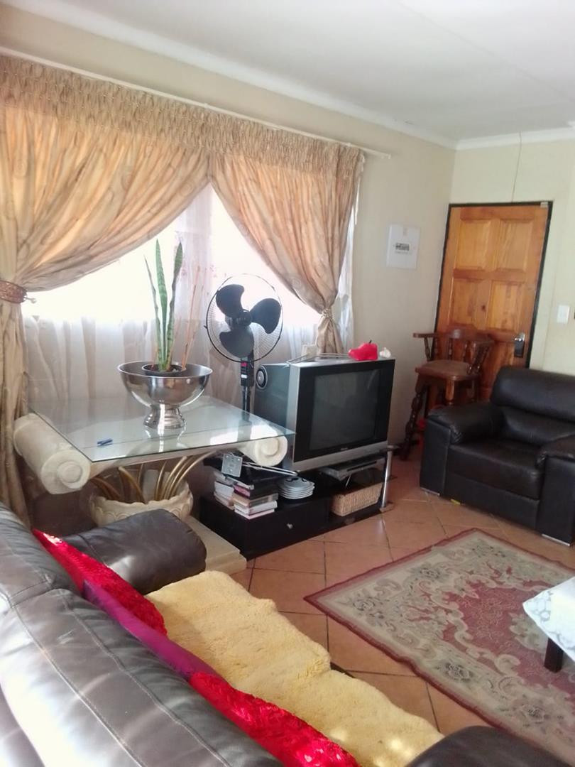 3 Bedroom Property for Sale in The Orchards Gauteng