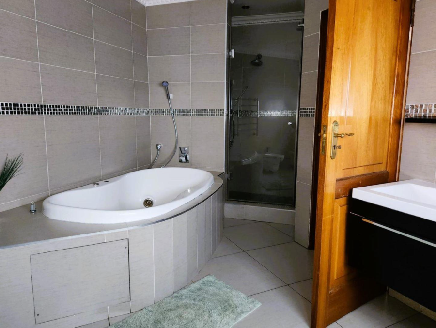 4 Bedroom Property for Sale in Meyersdal Gauteng