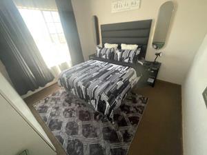 2 Bedroom Property for Sale in Chloorkop Gauteng