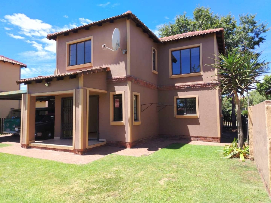 To Let 3 Bedroom Property for Rent in Meyersig Lifestyle Estate Gauteng