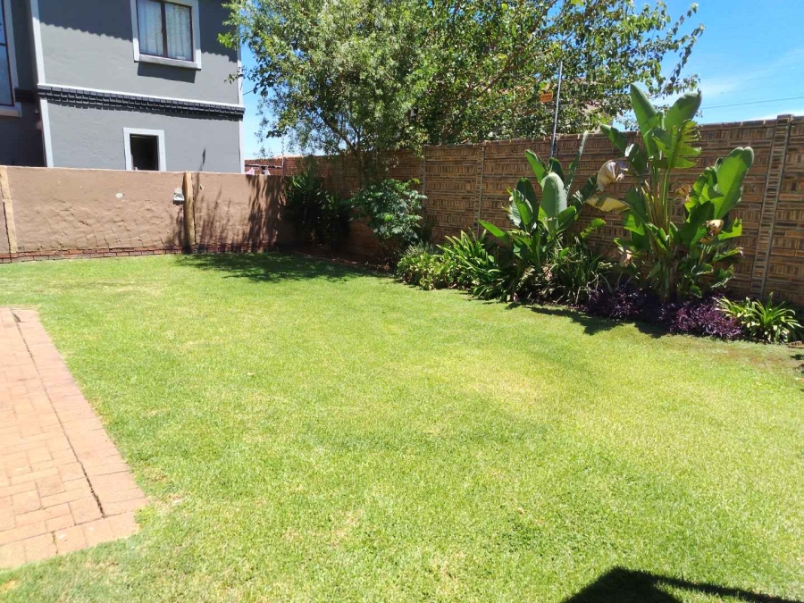 To Let 3 Bedroom Property for Rent in Meyersig Lifestyle Estate Gauteng