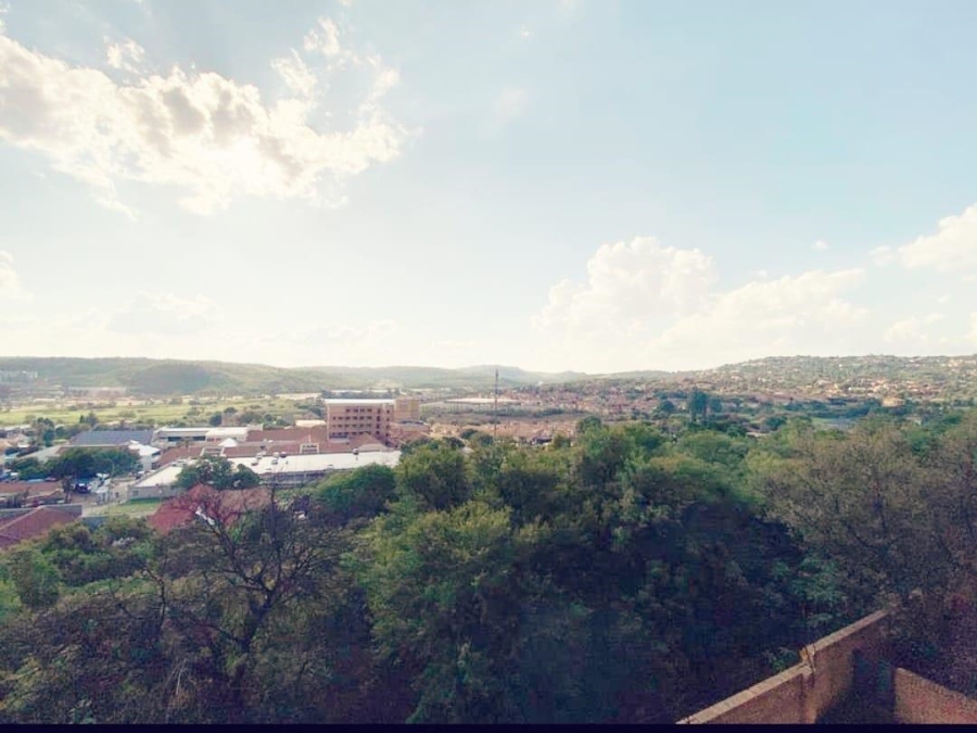 1 Bedroom Property for Sale in Mulbarton Gauteng