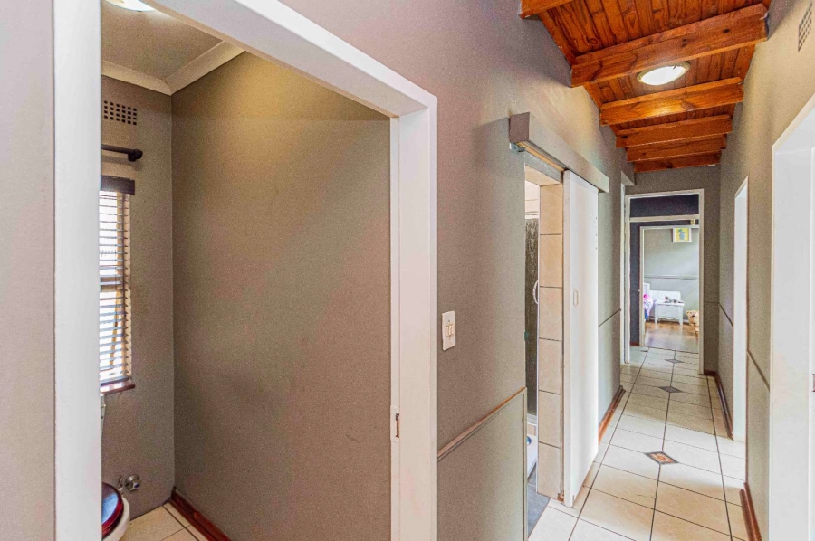 4 Bedroom Property for Sale in Randhart Gauteng