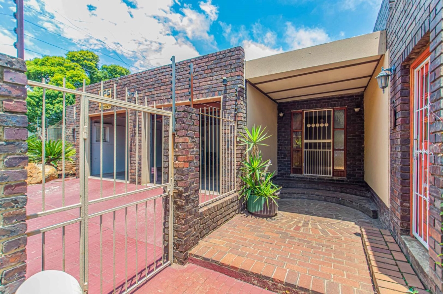 4 Bedroom Property for Sale in Randhart Gauteng