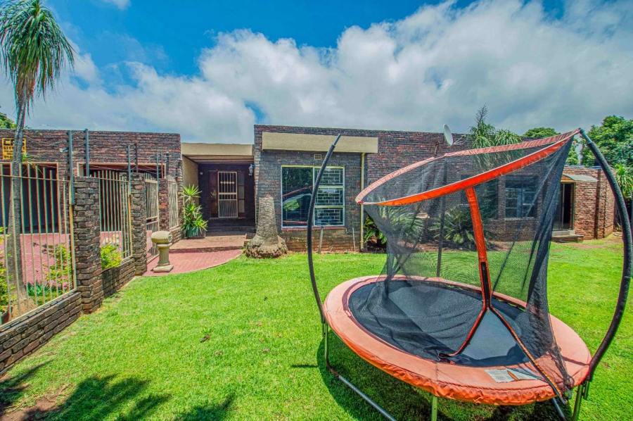 4 Bedroom Property for Sale in Randhart Gauteng