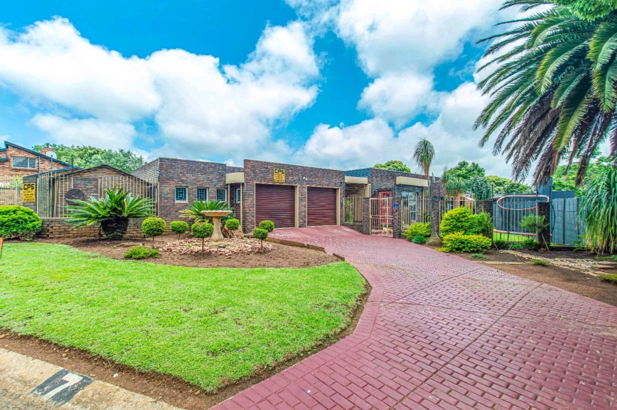 4 Bedroom Property for Sale in Randhart Gauteng