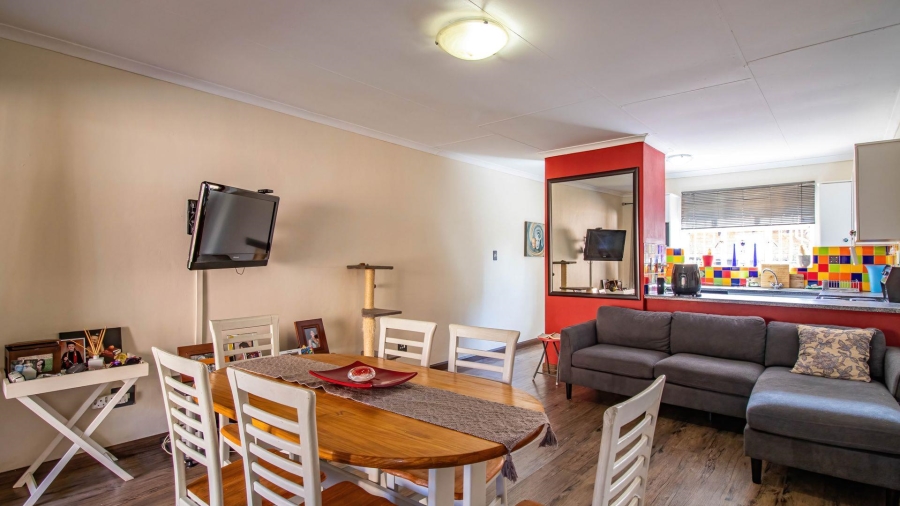 2 Bedroom Property for Sale in Allens Nek Gauteng