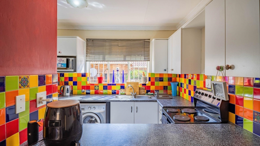 2 Bedroom Property for Sale in Allens Nek Gauteng