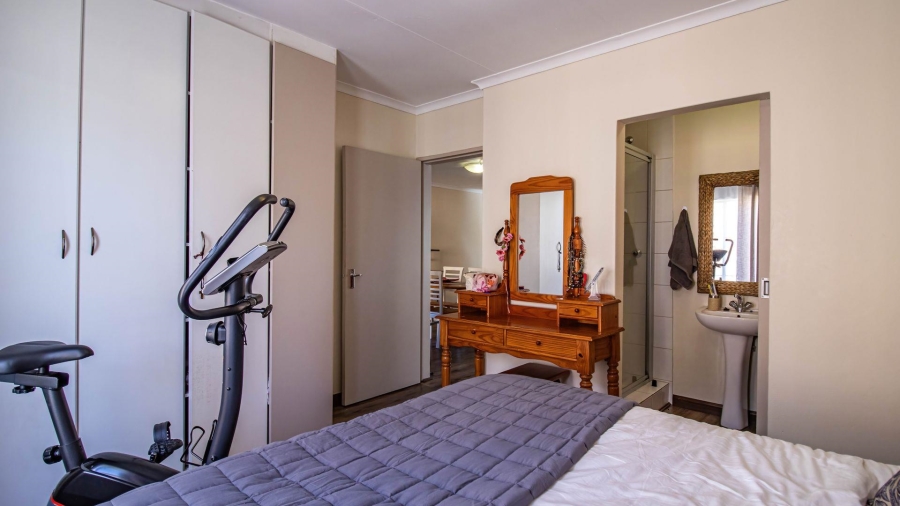 2 Bedroom Property for Sale in Allens Nek Gauteng