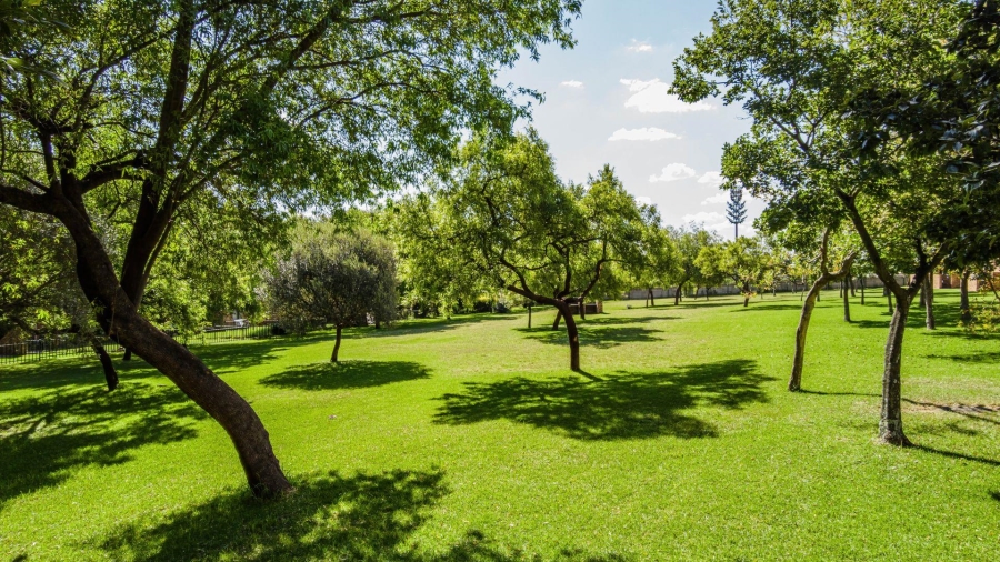 2 Bedroom Property for Sale in Allens Nek Gauteng