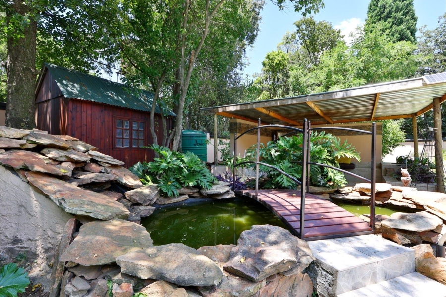 4 Bedroom Property for Sale in Buccleuch Gauteng