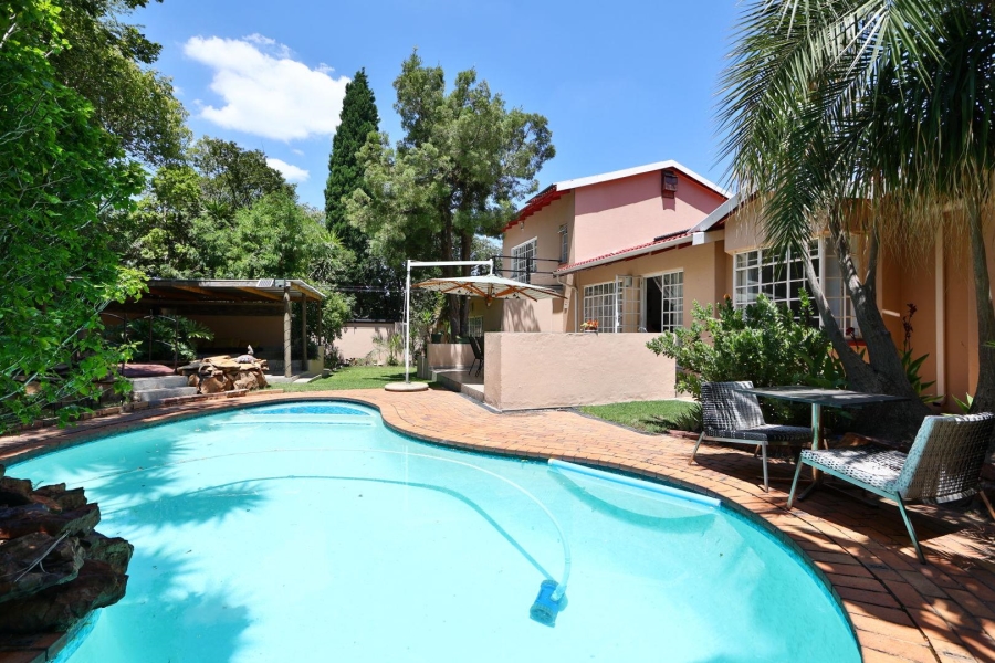 4 Bedroom Property for Sale in Buccleuch Gauteng