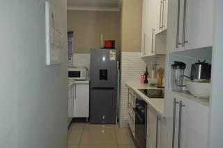 2 Bedroom Property for Sale in Zwartkop Gauteng