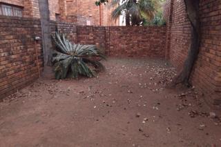 2 Bedroom Property for Sale in Zwartkop Gauteng