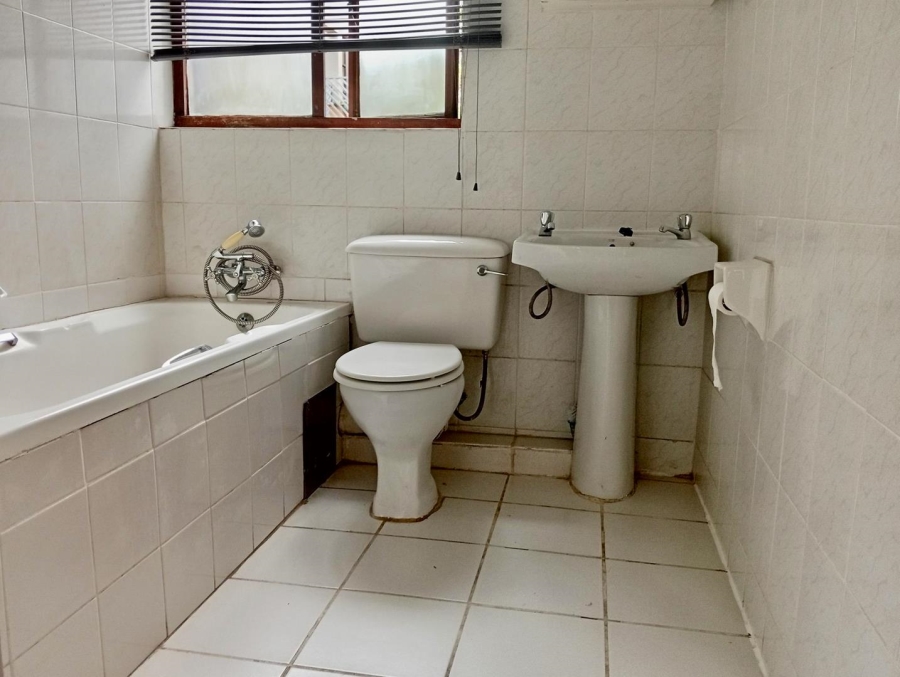 To Let 2 Bedroom Property for Rent in Benmore Gardens Gauteng