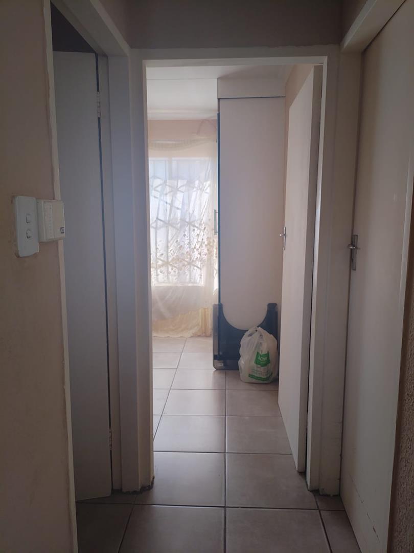 2 Bedroom Property for Sale in Mahube Valley Gauteng