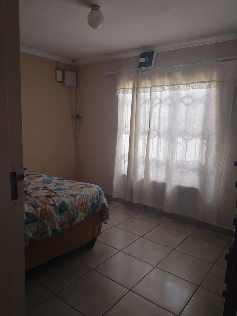 2 Bedroom Property for Sale in Mahube Valley Gauteng