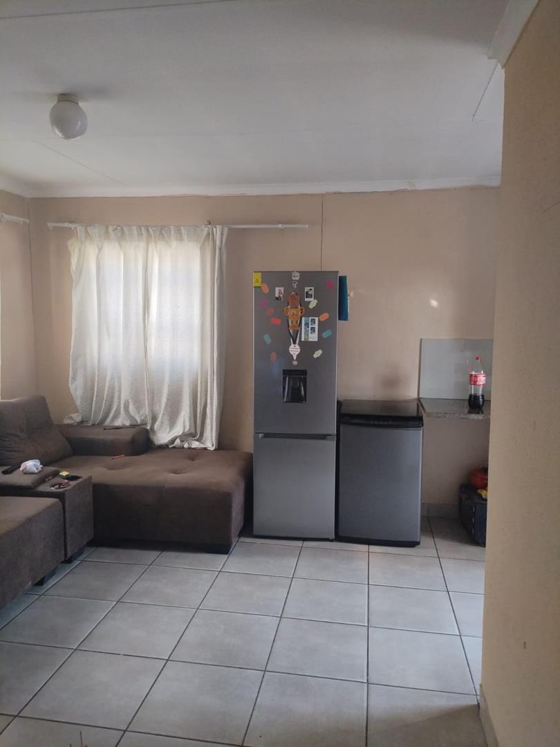 2 Bedroom Property for Sale in Mahube Valley Gauteng