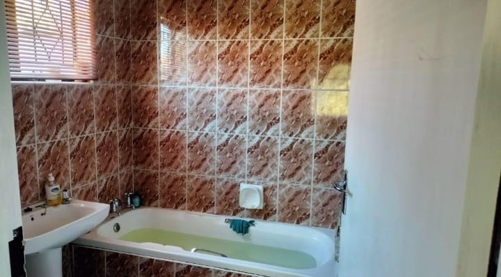 4 Bedroom Property for Sale in Mamelodi East Gauteng